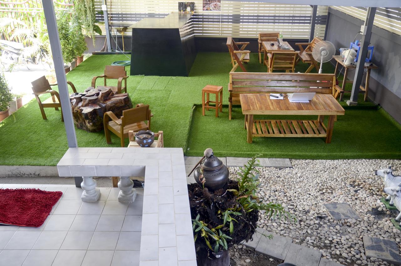Wualai Hostel Chiang Mai Dış mekan fotoğraf