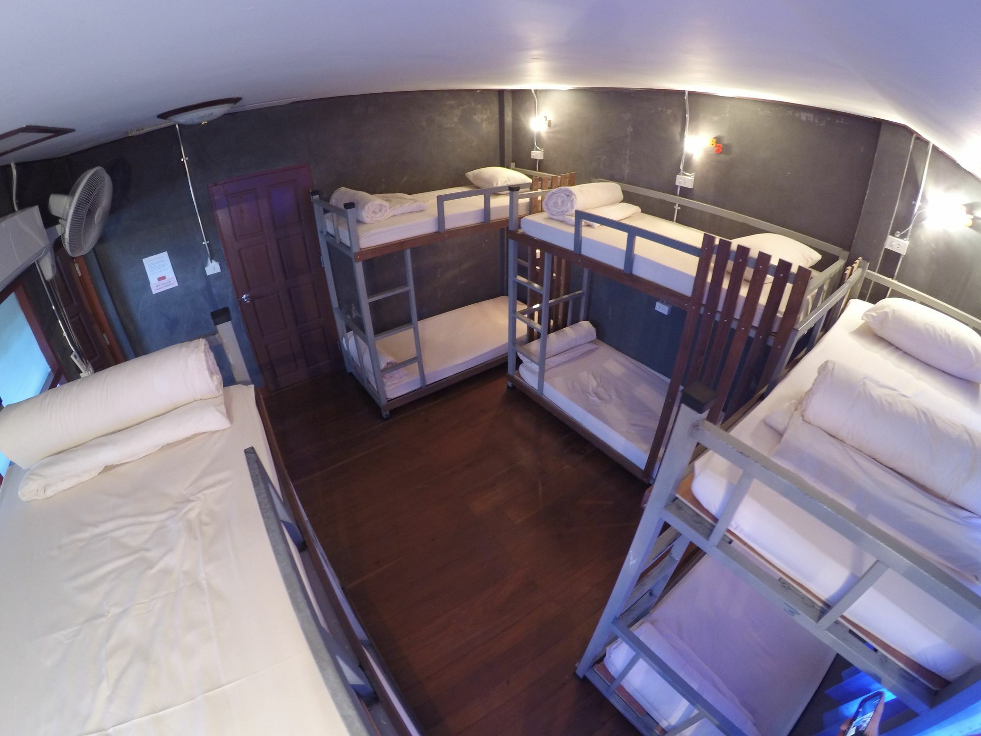 Wualai Hostel Chiang Mai Dış mekan fotoğraf